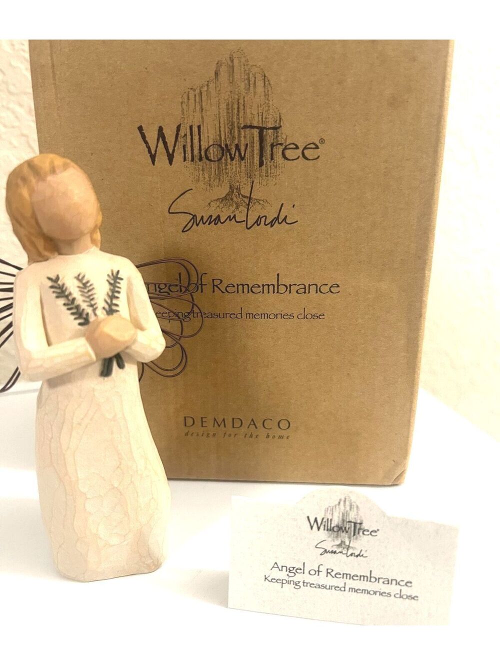 Willow Tree Angel of Remembrance Susan Lordi Figurine Original Box 2001
